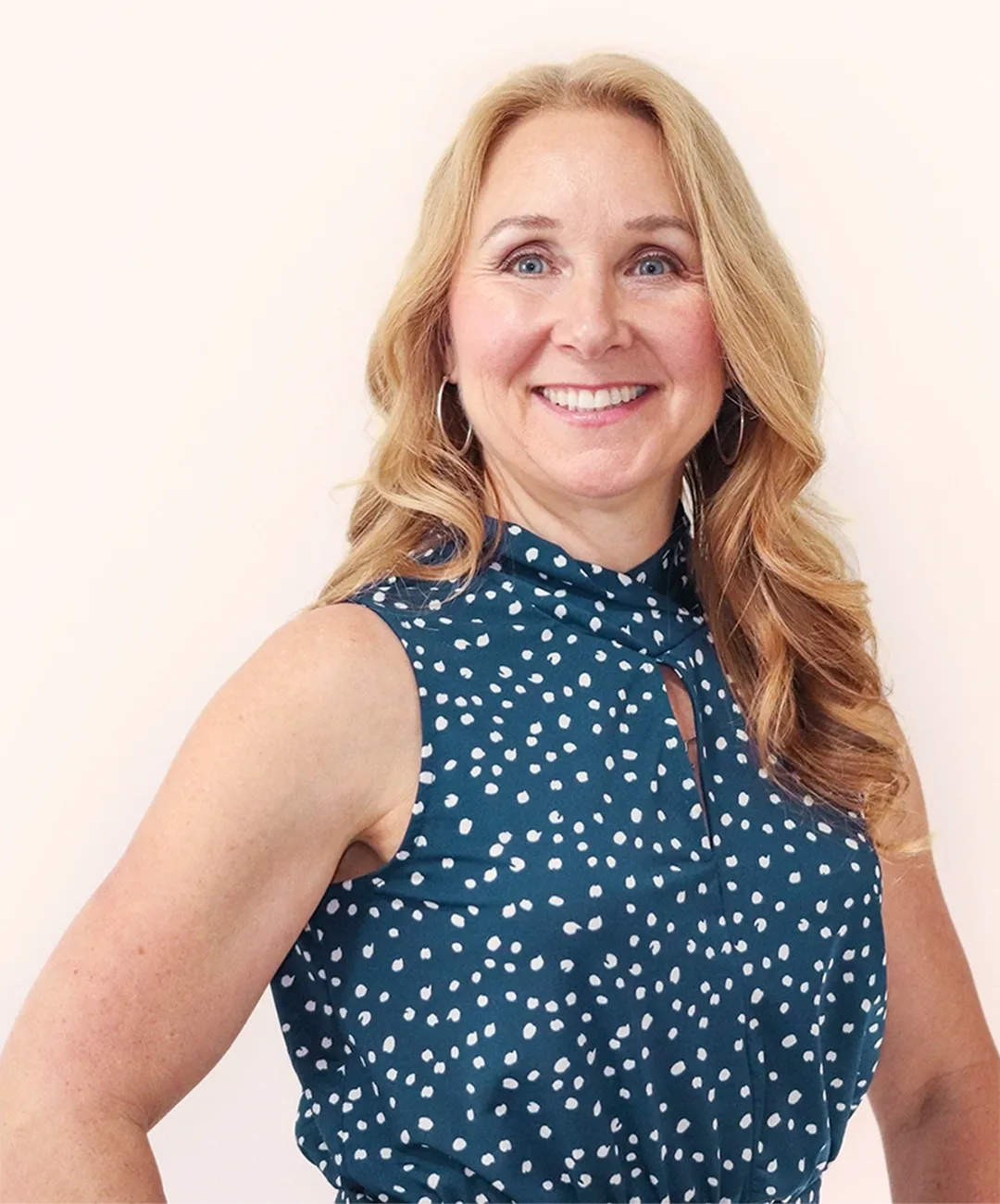 Tania Gustafson - Board-Certified Nutritionist & Hormone Coach